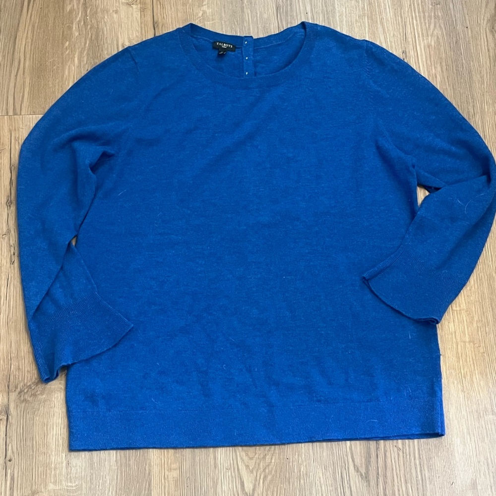 Blue Light weight Lambswool Blend Talbots Sweater